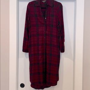 Midi length Evereve Shirtdress sz XS